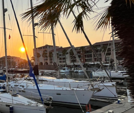 Argelès-sur-Mer en fin de saison : la magie de l’automne au bord de la Méditerranée